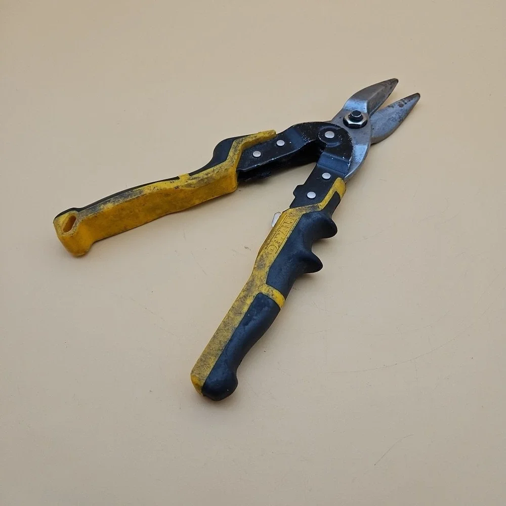 DeWalt 10 Inch Straight-cut‎ Aviation Snip Ergo Dewalt Cut Straight Snips Tin